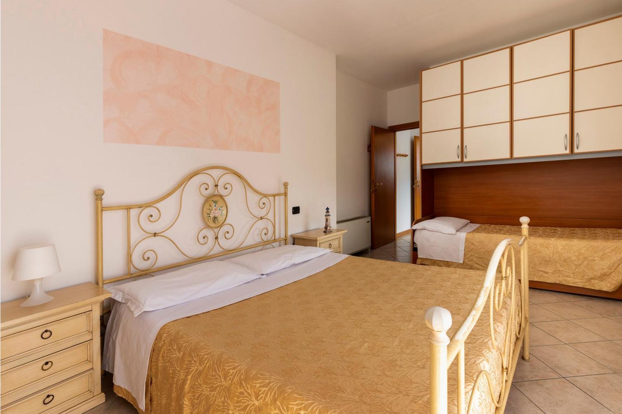 Residence Tre Trilo&Suites Rimini Exteriér fotografie